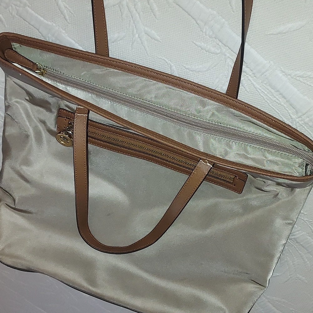 Michael Kors Kempton North/South Tote Bag - Picture 6 of 13